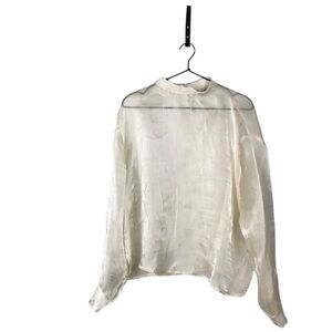 Elegant Cream Women's Blouse